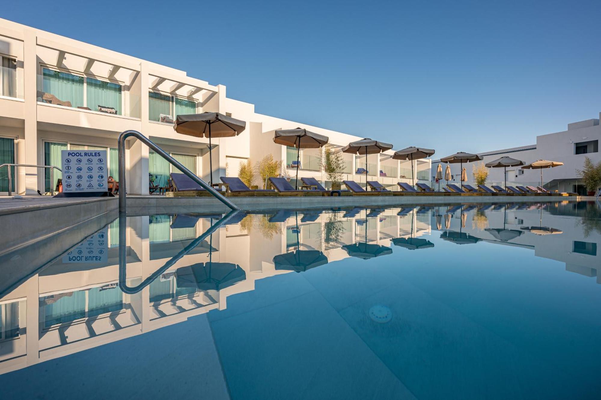 Mirage Bleu Hotel Tragáki Kültér fotó
