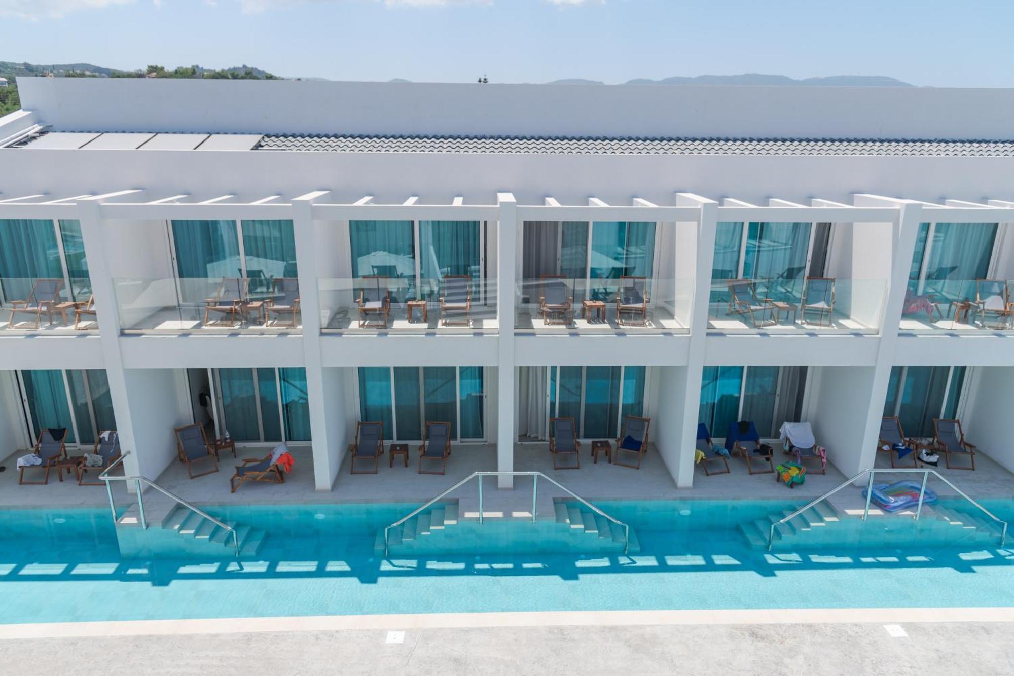 Mirage Bleu Hotel Tragáki Kültér fotó